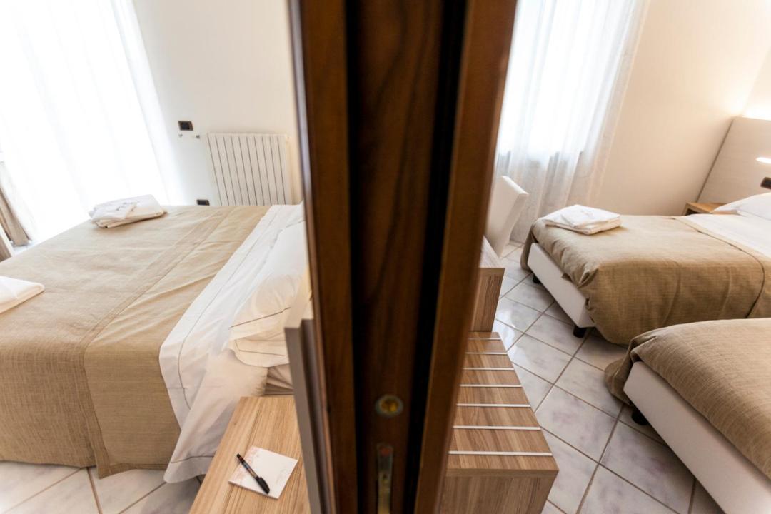 Na' Poesia B&B Di Charme SantʼAgata deʼ Goti Екстериор снимка