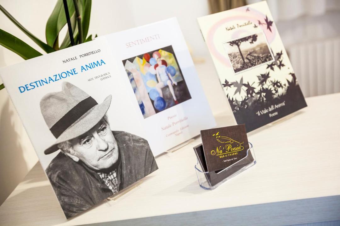 Na' Poesia B&B Di Charme SantʼAgata deʼ Goti Екстериор снимка