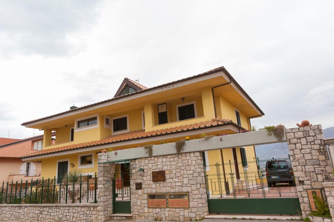 Na' Poesia B&B Di Charme SantʼAgata deʼ Goti Екстериор снимка
