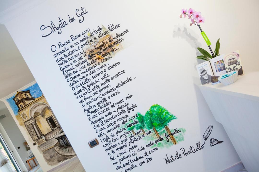 Na' Poesia B&B Di Charme SantʼAgata deʼ Goti Екстериор снимка